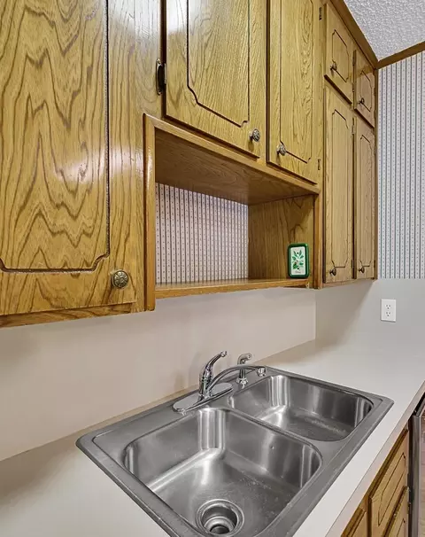 136 Bowie St, Mcgregor, TX 76657 photo 15