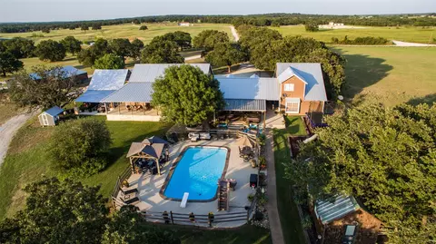 3112 Sunset School Rd, Sunset, TX 76270