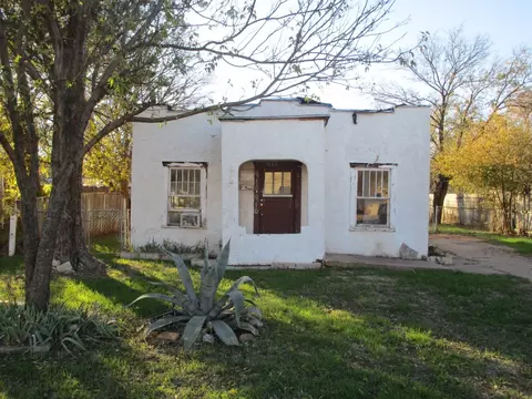 910 S Willis St, Abilene, TX 79605