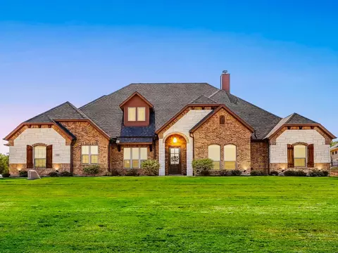 1012 Alicia Ct, Weatherford, TX 76087