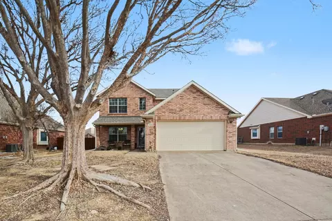 1302 Lake Trail Ct, Wylie, TX 75098