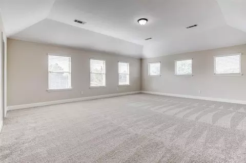 3017 Carlton Pkwy, Waxahachie, TX 75165