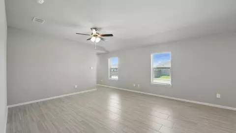 Living - 119 Mojave Rd, Boyd, TX 76023 photo 8 of 10