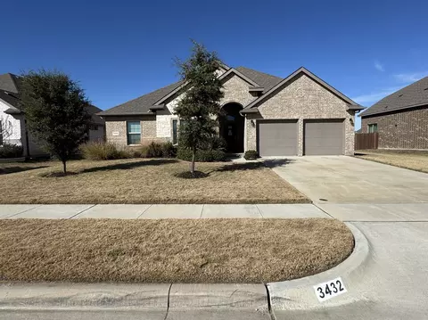 3432 Cornerstone Ln, Midlothian, TX 76065