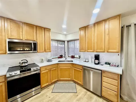 Kitchen - 3411 Beech St, Rowlett, TX 75089 photo 2 of 4
