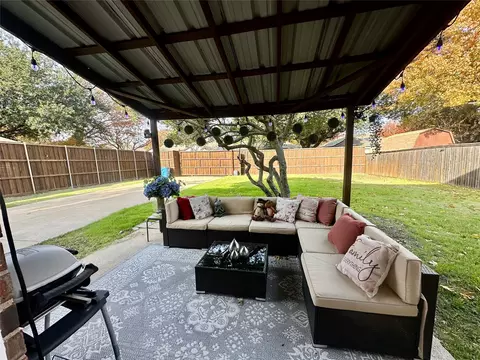 Exterior - 3411 Beech St, Rowlett, TX 75089 photo 3 of 8