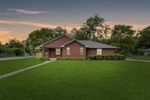 918 Prairie Ave, Cleburne, TX 76033