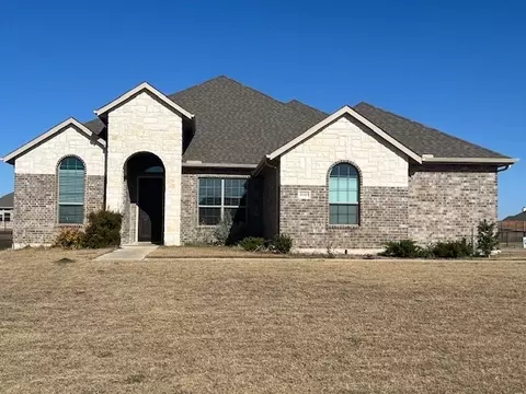 2030 Creekview Ln, Nevada, TX 75173