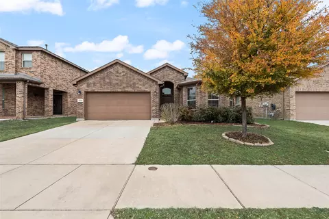 5324 Corn Field Dr, Fort Worth, TX 76179