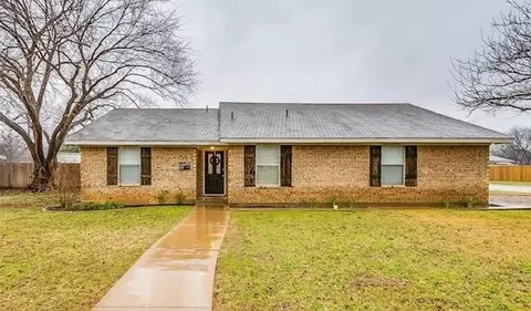 1200 Corvadura St, Graham, TX 76450