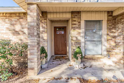 Other - 1313 Oakbluff Dr, Lancaster, TX 75146 photo 1 of 6