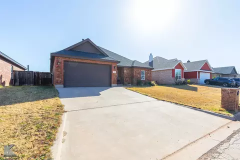 3025 Birch Dr, Abilene, TX 79606