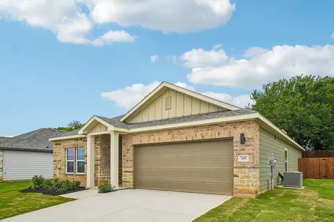 Exterior - 369 Declan St, Springtown, TX 76082 photo 2 of 4