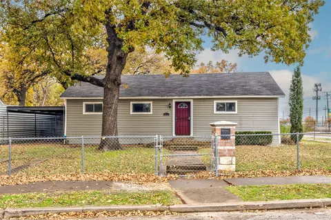 2611 W Amherst Ave, Dallas, TX 75235