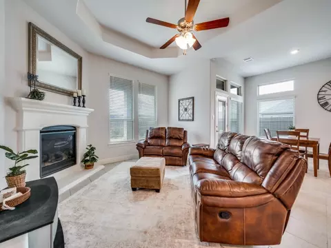 Living - 2904 Open Range Dr, Celina, TX 75009 photo 2 of 4