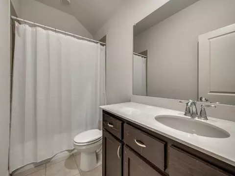 Bath - 2904 Open Range Dr, Celina, TX 75009 photo 6 of 6