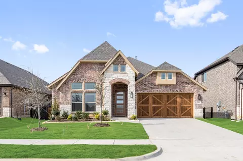 7741 Oakmeade St, Joshua, TX 76058