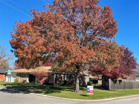 3600 Landy Ln, Richland Hills, TX 76118