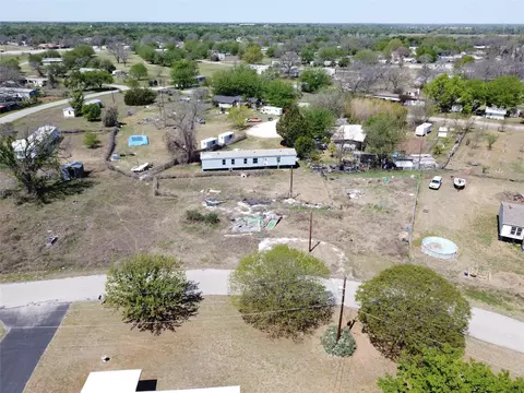 110 Mohawk Trl, Weatherford, TX 76087