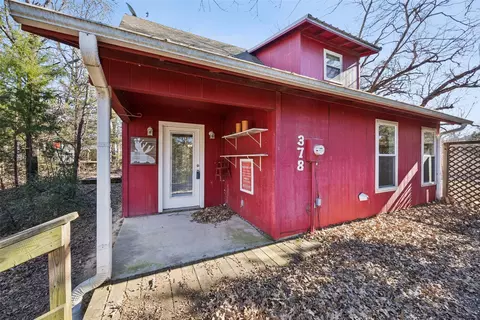 378 Eastshore Dr, Wills Point, TX 75169