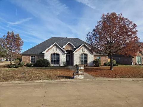 3940 47th St NE, Paris, TX 75462