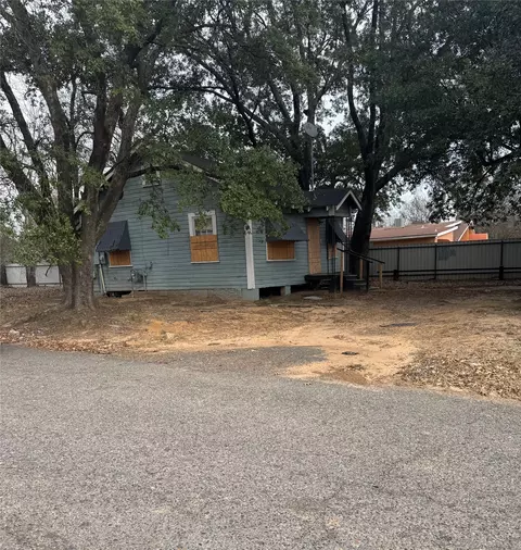 3158 Midway St, Shreveport, LA 71109