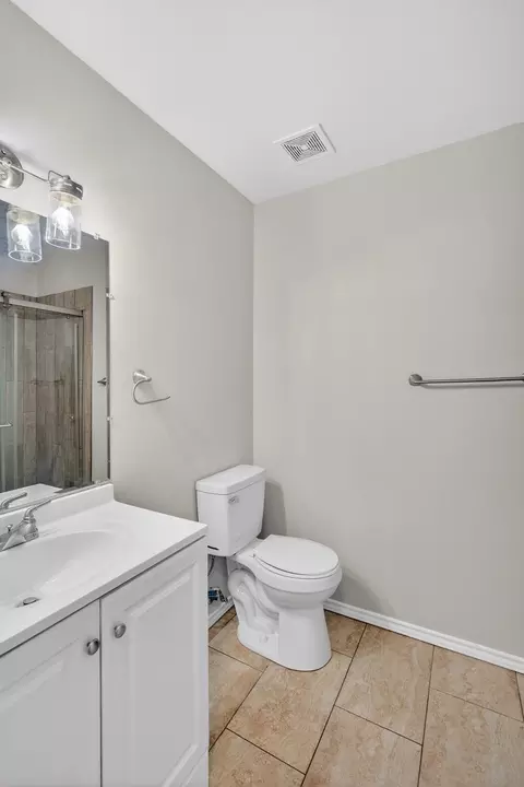 Bath - 102 E Bayside Dr, Mabank, TX 75156 photo 1 of 4