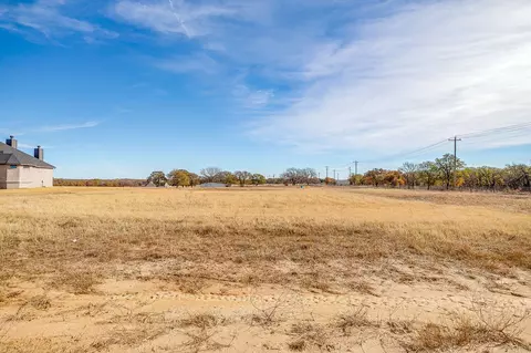 100 Prairie Winds Dr, Poolville, TX 76487