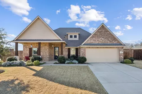 520 Winnetka Dr, Oak Point, TX 75068