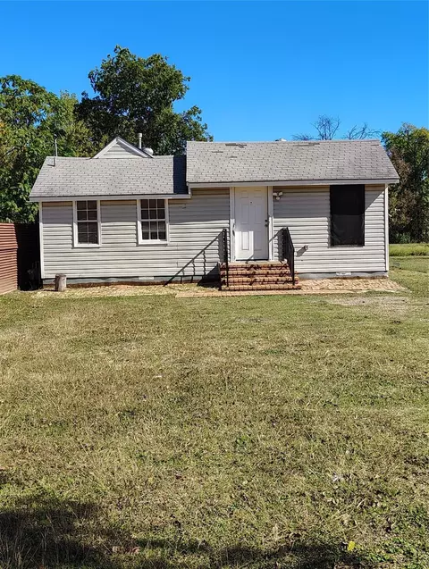 3718 N Westmoreland Rd, Dallas, TX 75212