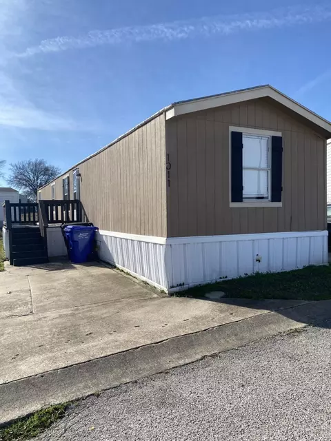 1011 Lavon Ct, Royse City, TX 75189