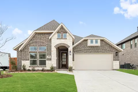 2808 Parkwood Cir, Lantana, TX 76226