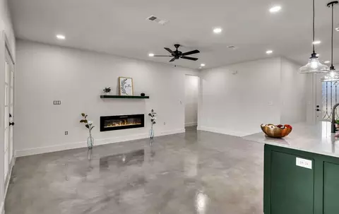 506 David Davis Rd, Mcgregor, TX 76657 photo 6