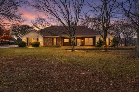 10471 Holly Creek Rd, Terrell, TX 75160