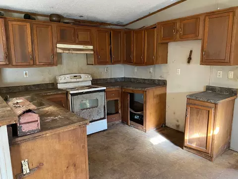 1233 Suncrest Cir, Jasper, TX 75951 photo 11