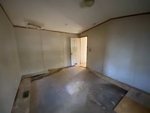 1233 Suncrest Cir, Jasper, TX 75951 photo 13