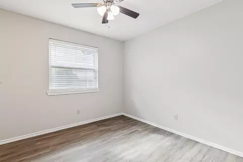 Bedroom - 1206 Hanover Dr, Euless, TX 76040 photo 5 of 5