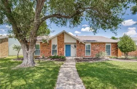 5616 Treese St, The Colony, TX 75056