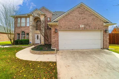 9 Losana Ct, Mansfield, TX 76063