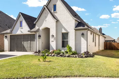 2628 Flycatcher Rd, Fort Worth, TX 76118