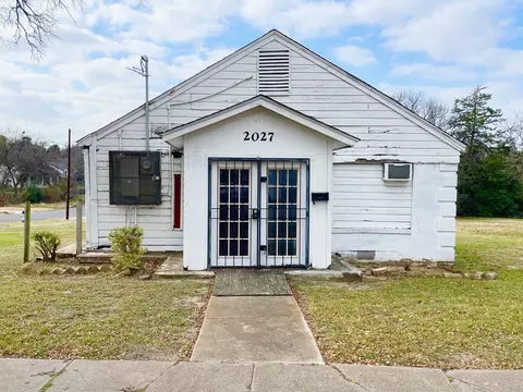 2027 Lamont Ave, Dallas, TX 75216