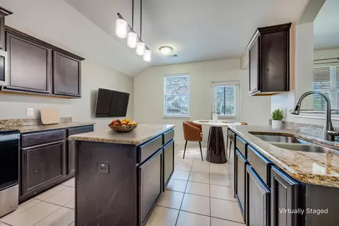 2813 Joshua St, Denton, TX 76209