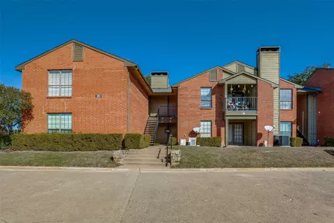 5913 Lake Hubbard Pkwy #221, Garland, TX 75043