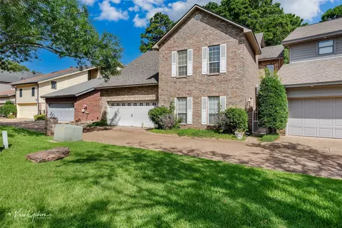 5713 S Lakeshore Dr, Shreveport, LA 71119