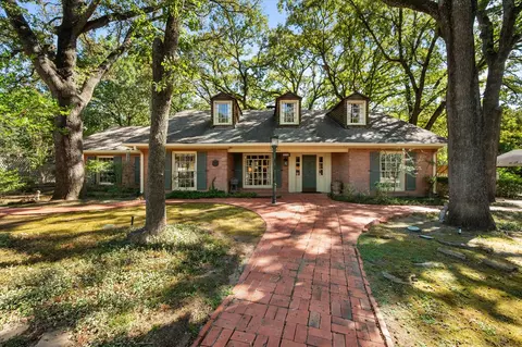 1009 Dobbins Rd, Corsicana, TX 75110