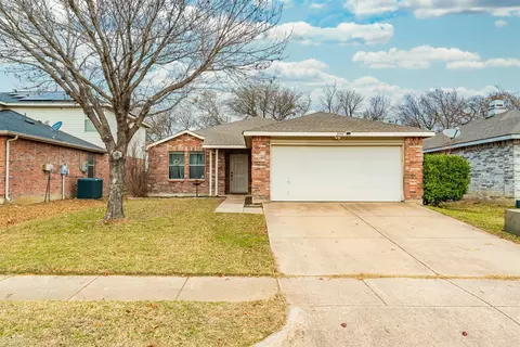 2133 Shawnee Trl, Justin, TX 76247