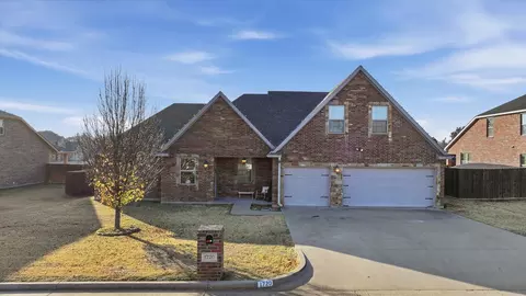 1720 Elk Run Dr, Stephenville, TX 76401
