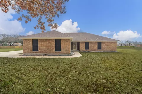 1202 Panorama Loop, Waxahachie, TX 75165
