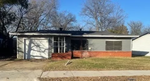 4505 Quails Ln, Fort Worth, TX 76119