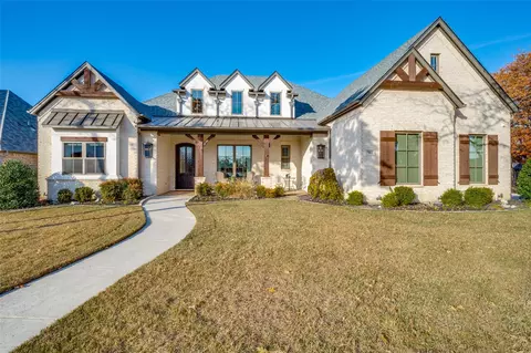 702 Marie Dr, Colleyville, TX 76034